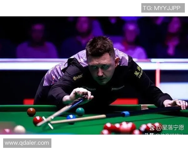 世界足球三号边锋有哪些代表性球员与精彩表现分析